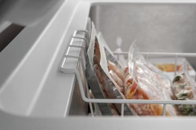 Whirlpool arkkupakastin WHE31331