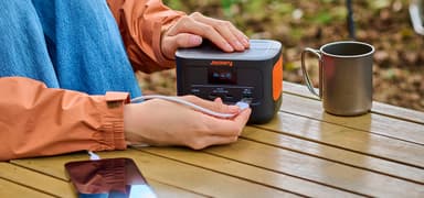 Jackery Explorer 100 Plus virta-asema