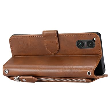 SKALO Sony Xperia 5 V Evelope Clutch 5-Lokeroa - Ruskea