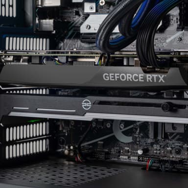 PCSpecialist North 100 i7-14F/16/1000/4070 Super pelitietokone (musta)