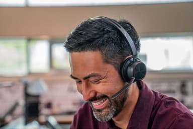 HP Poly Voyager Focus 2 kuulokkeet USB-C