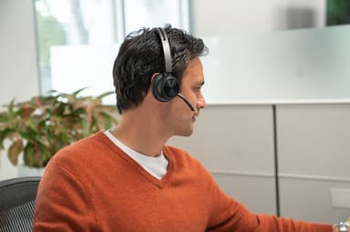 HP Poly Voyager Focus 2 kuulokkeet USB-C