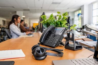 HP Poly Voyager 4320 MS Teams kuulokkeet USB-A kaapeli + latausteline