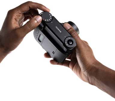 Fujifilm Instax Mini 99 pikakamera (musta)