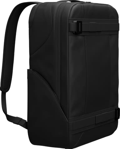 Db Essential Daypack 20L reppu (musta)