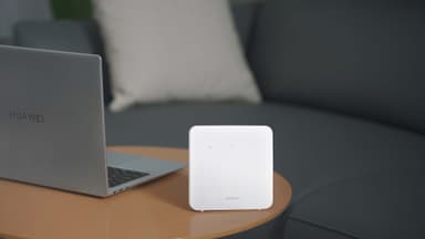 Huawei B320-323 4G LTE mobiilireititin