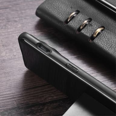 SKALO OnePlus 12 5G PU Nahka Hybrid Magnetic Ring Suojakuori - Punainen