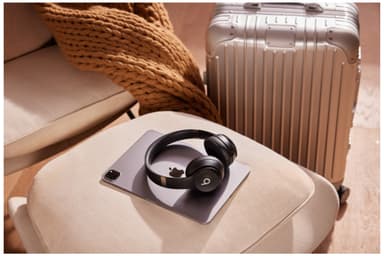 Beats Solo 4 langattomat on-ear kuulokkeet (Matte Black)