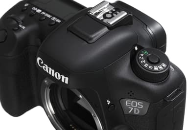 Canon EOS 7D Mark II digitaalikamera