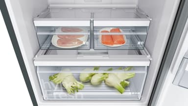 Siemens iQ300 jääkaappipakastin KG49NXX4A (musta/teräs)