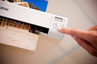 Brother DS820W kannettava skanneri (valkoinen)