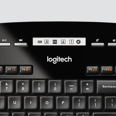 Logitech MK710 näppäimistö ja hiiri