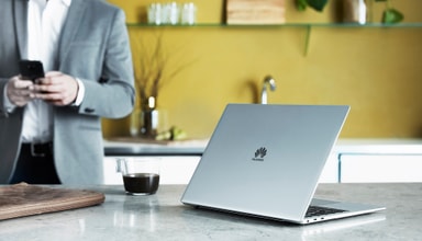 Huawei MateBook X Pro 13,9" kannettava (hopea)