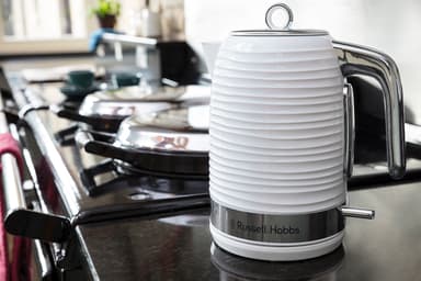 Russell Hobbs vedenkeitin RH2436070 (valkoinen)