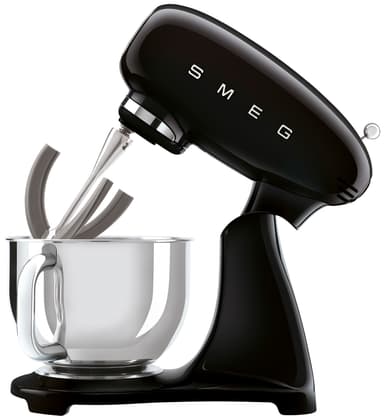 Smeg yleiskone SMF03BLEU (musta)