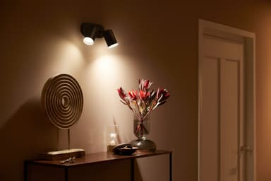 Philips Hue Fugato spottivalo musta  2x5.7W 230V