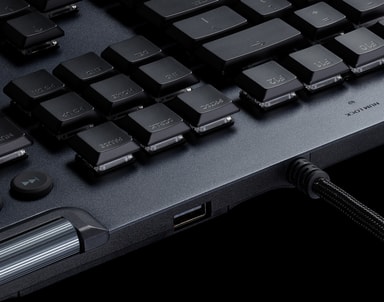 Logitech G815 pelinäppäimistö, GL Clicky kytkimet