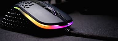 Xtrfy M4 RGB pelihiiri (musta)