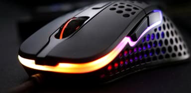 Xtrfy M4 RGB pelihiiri (musta)