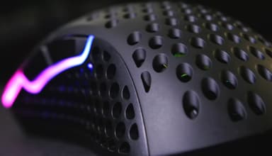 Xtrfy M4 RGB pelihiiri (musta)