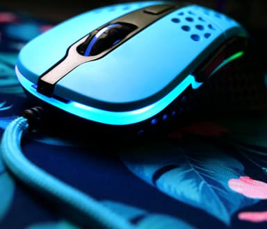 Xtrfy M4 RGB pelihiiri (Miami Blue)