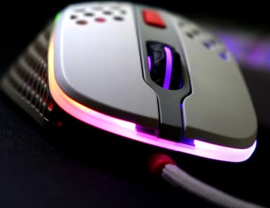 Xtrfy M4 RGB pelihiiri (retro)