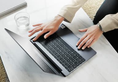 Huawei MateBook 13 i5 / 256GB