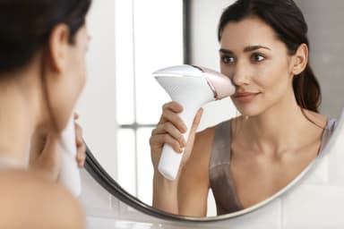 Philips Lumea Prestige IPL-valoimpulssilaite BRI950/00