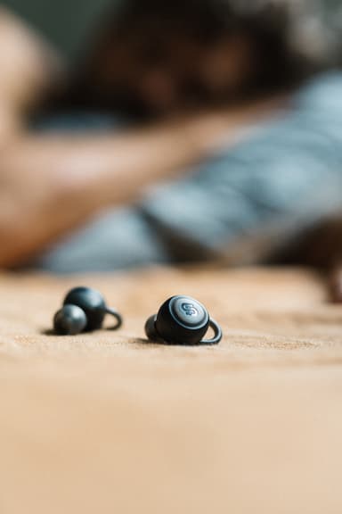 Urbanista Athens täysin langattomat in-ear kuulokkeet (musta)