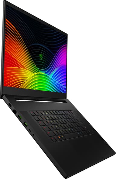 Razer Blade Pro 17 pelikannettava (musta)