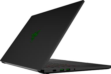 Razer Blade Pro 15 pelikannettava (musta)
