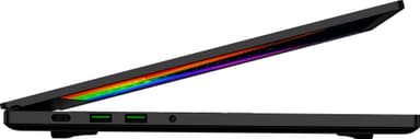 Razer Blade Pro 15 pelikannettava (musta)
