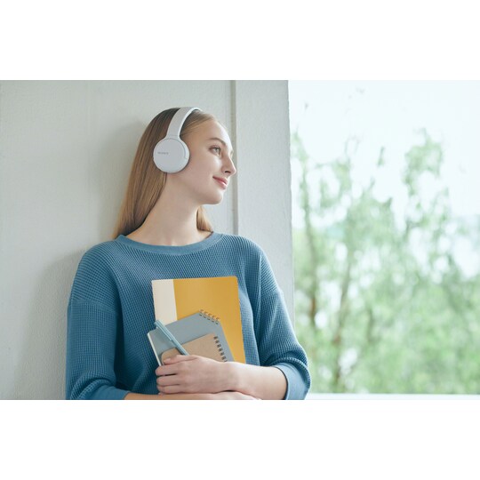 Sony WH-CH510 langattomat on-ear kuulokkeet (valkoinen)