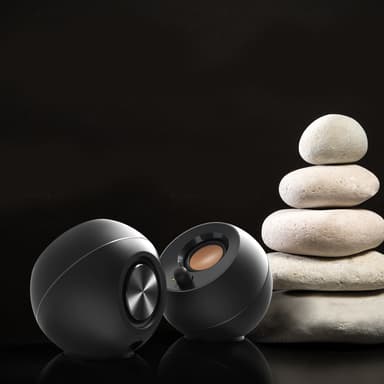 Creative Pebble 2.0 USB kaiuttimet (musta)