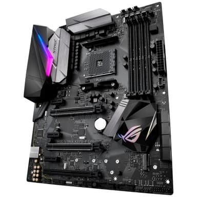 Asus ROG Strix X370-F Gaming emolevy