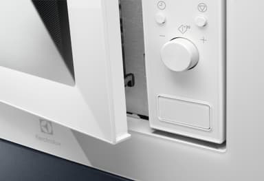 Electrolux mikroaaltouuni LMS2173EMW integroitava