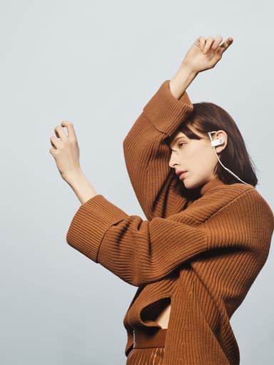 B&O Beoplay Earset in-ear kuulokkeet (valkoinen)