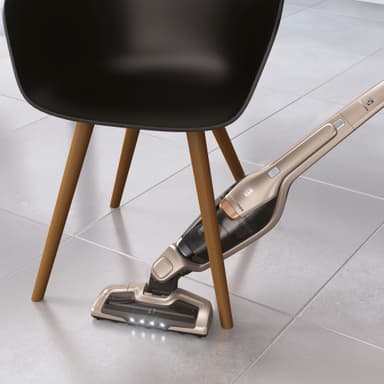Electrolux Ergorapido johdoton varsi-imuri EER77SSM (ruskea)