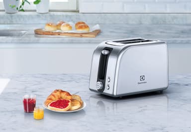 Electrolux 7000 Series leivänpaahdin EAT7700