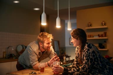 Philips Hue Devote riippuvalaisin 4300631P6 (valkoinen)