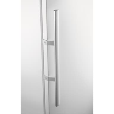 Electrolux 600 CustomFlex pakastin LUC5NF23W
