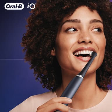 Oral-B iO Ultimate Clean vaihtoharjat IOREFILL4BK (musta)
