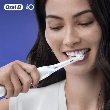 Oral-B iO Ultimate Clean vaihtoharjat IOREFILL4WH (valkoinen)