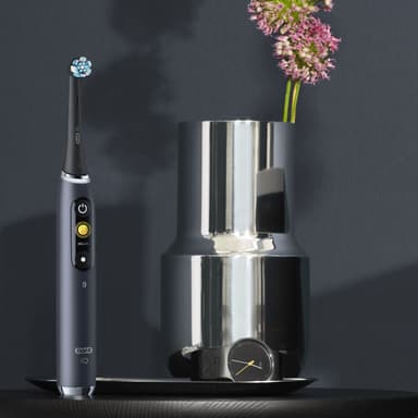 Oral B iO Series 9S sähköhammasharja IO9BK (musta)