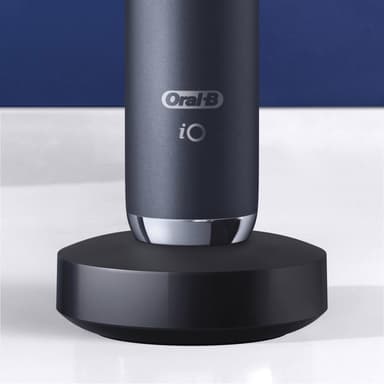 Oral B iO Series 9S sähköhammasharja IO9BK (musta)