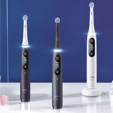 Oral B iO Series 8S sähköhammasharja IO8BK (musta)