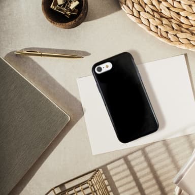 Ympäristöystävällinen Suojaava Musta iPhone SE / 8 / 7 / 6 kuori