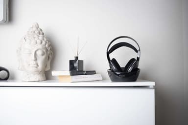 Philips langattomat around-ear TV kuulokkeet SHD8850/12
