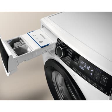 Electrolux PerfectCare 800 pyykinpesukone EW8F8669Q8