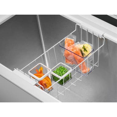 Electrolux arkkupakastin LCB3LF20W0